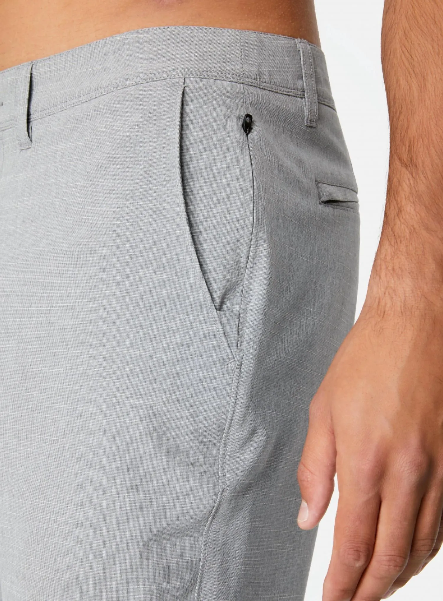 Banks Hybrid Short In Silver