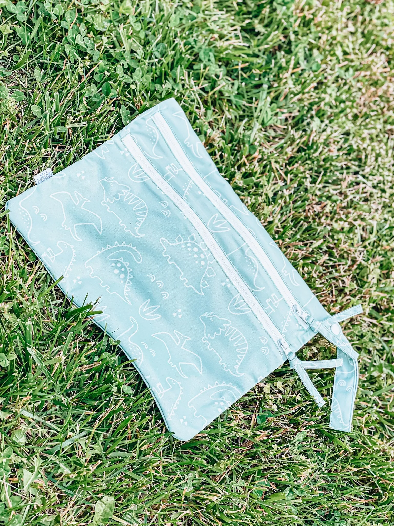 Dino Friends - Sage - Waterproof Wet Bag (for Mealtime, On-the-go, And More!) Babykids_Bapron-Baby