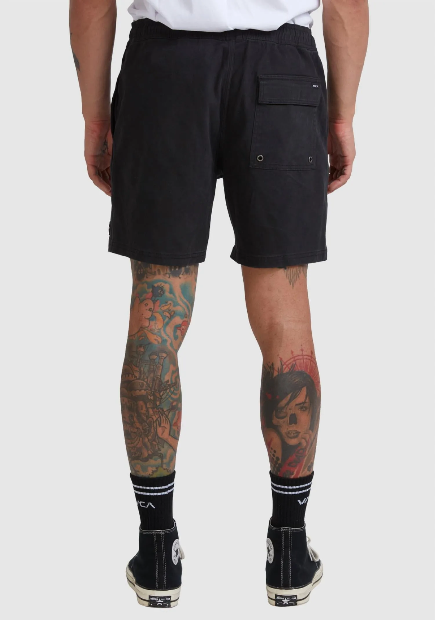Escape Elastic 17" Walkshort In Black