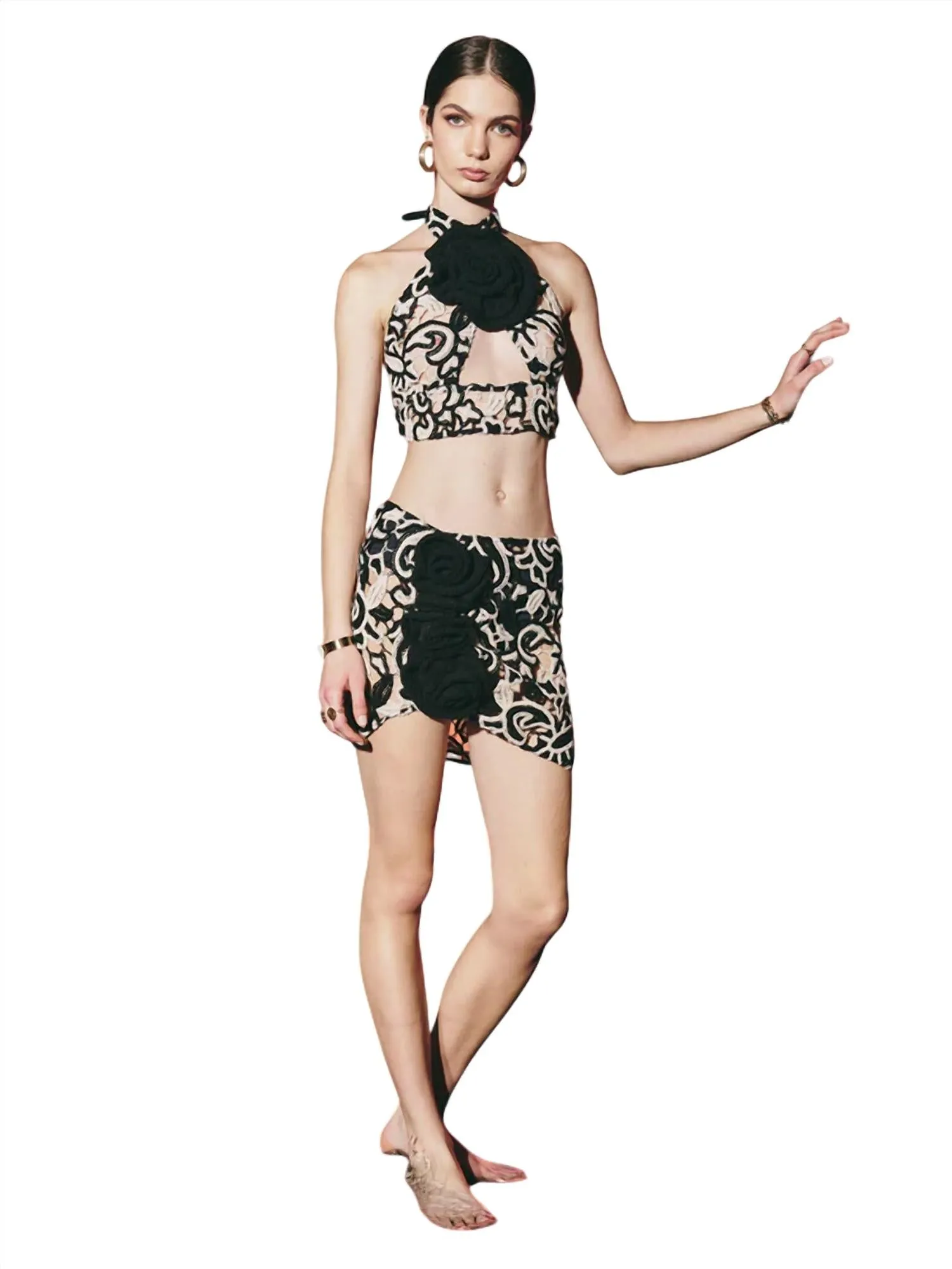 Large Rose Top In Vanilla-Black