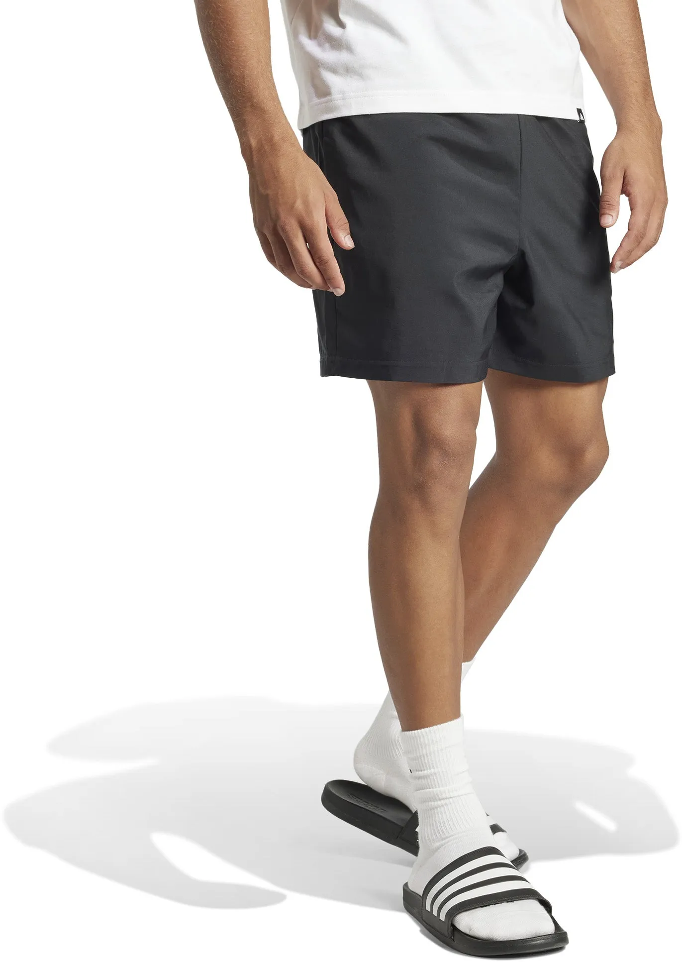 Men's Essentials Small Logo Chelsea Shorts