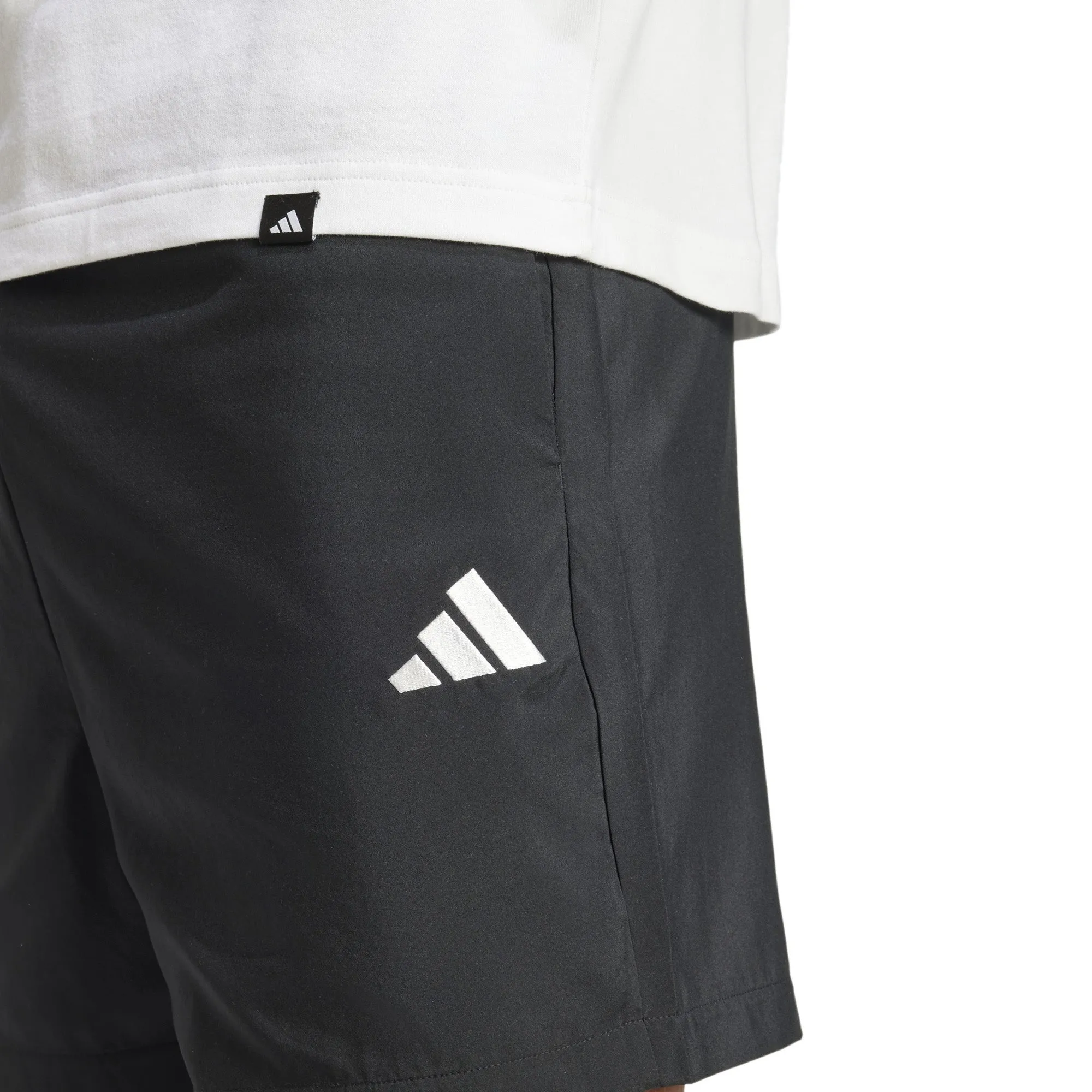Men's Essentials Small Logo Chelsea Shorts
