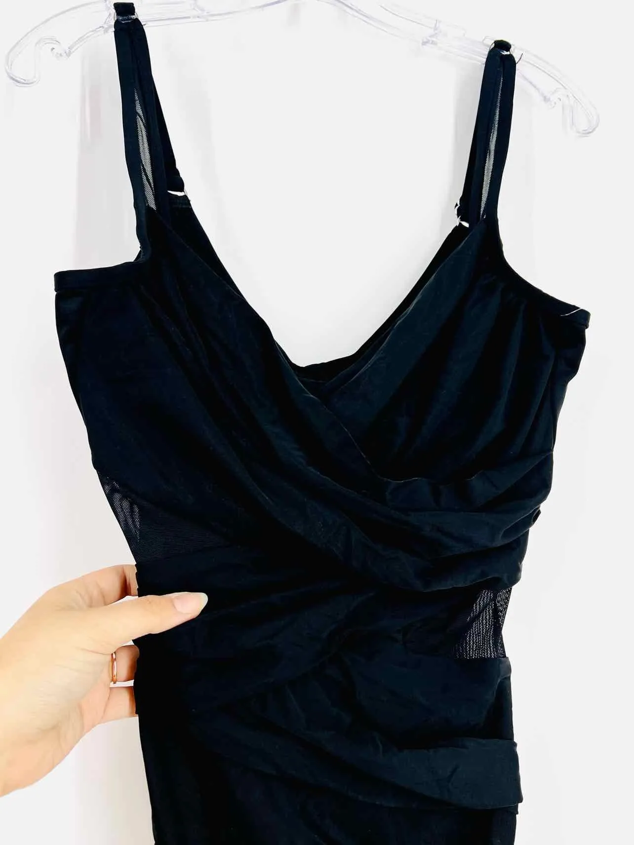 Miraclesuit Size 10 Black Solid Ruched Swimwear Swimsuit