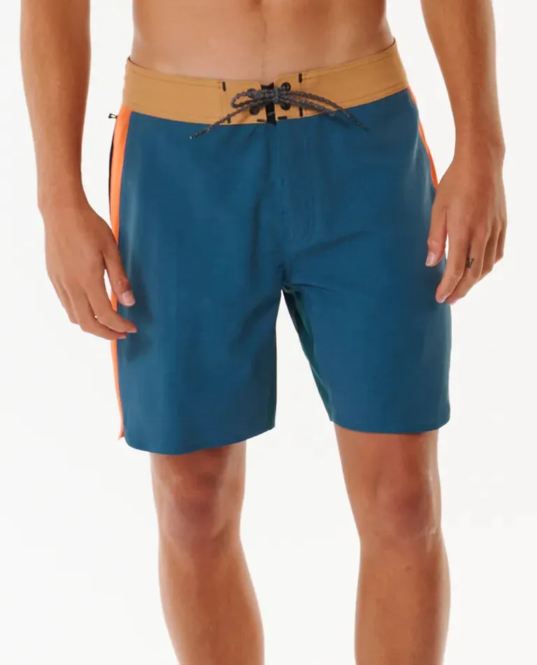 Mirage 3-2-One Light 19" Boardshort