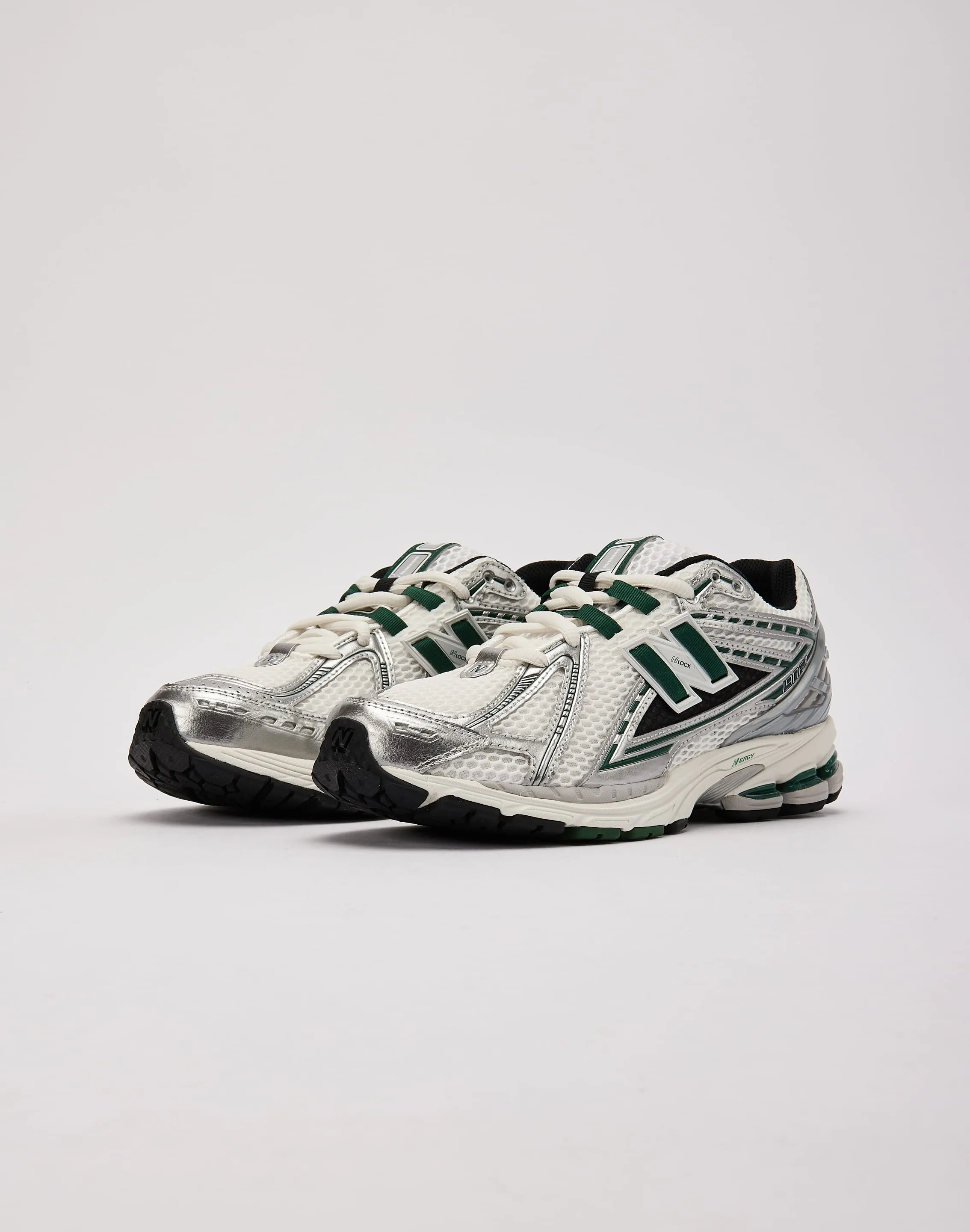 New Balance 1906R