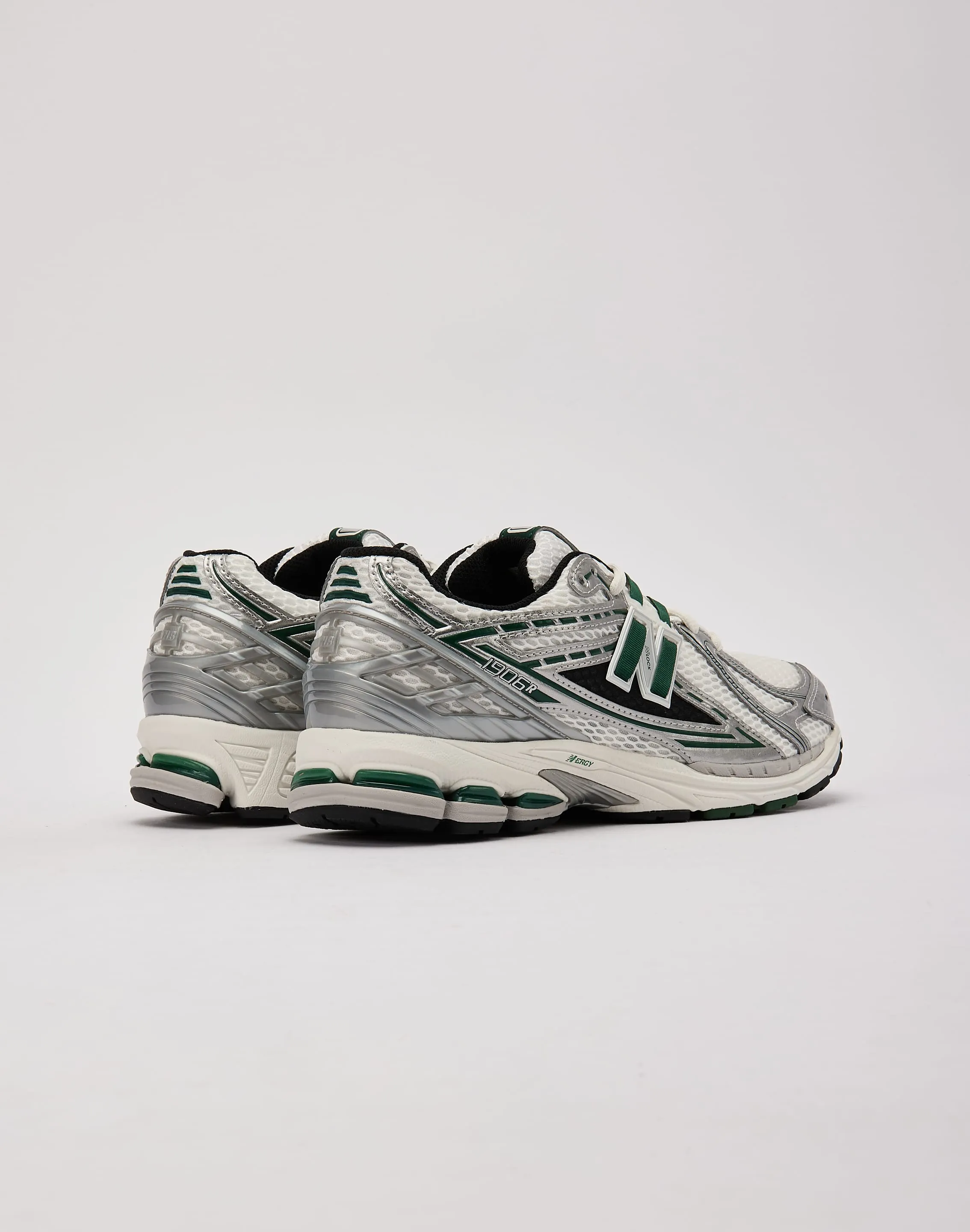 New Balance 1906R