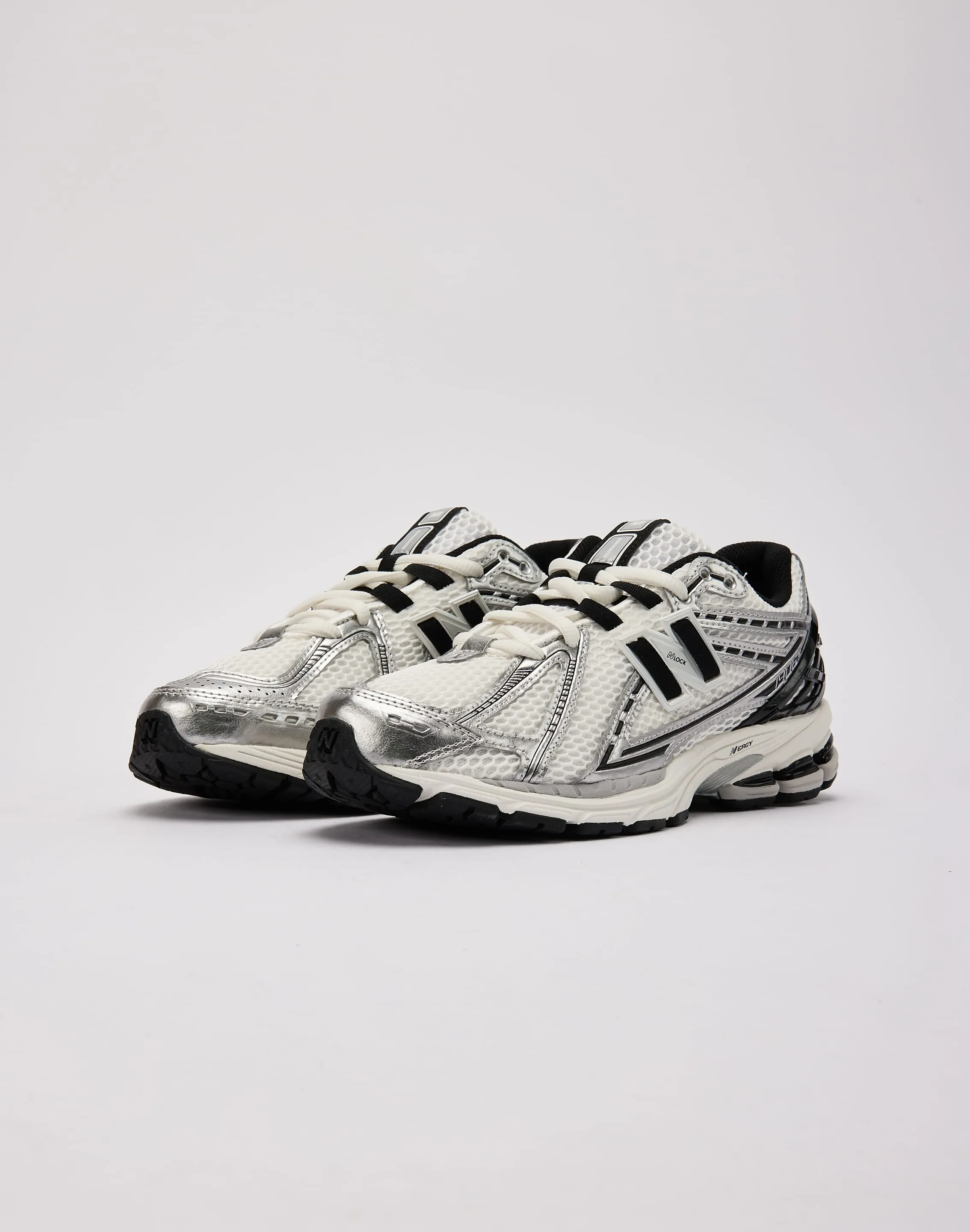New Balance 1906R