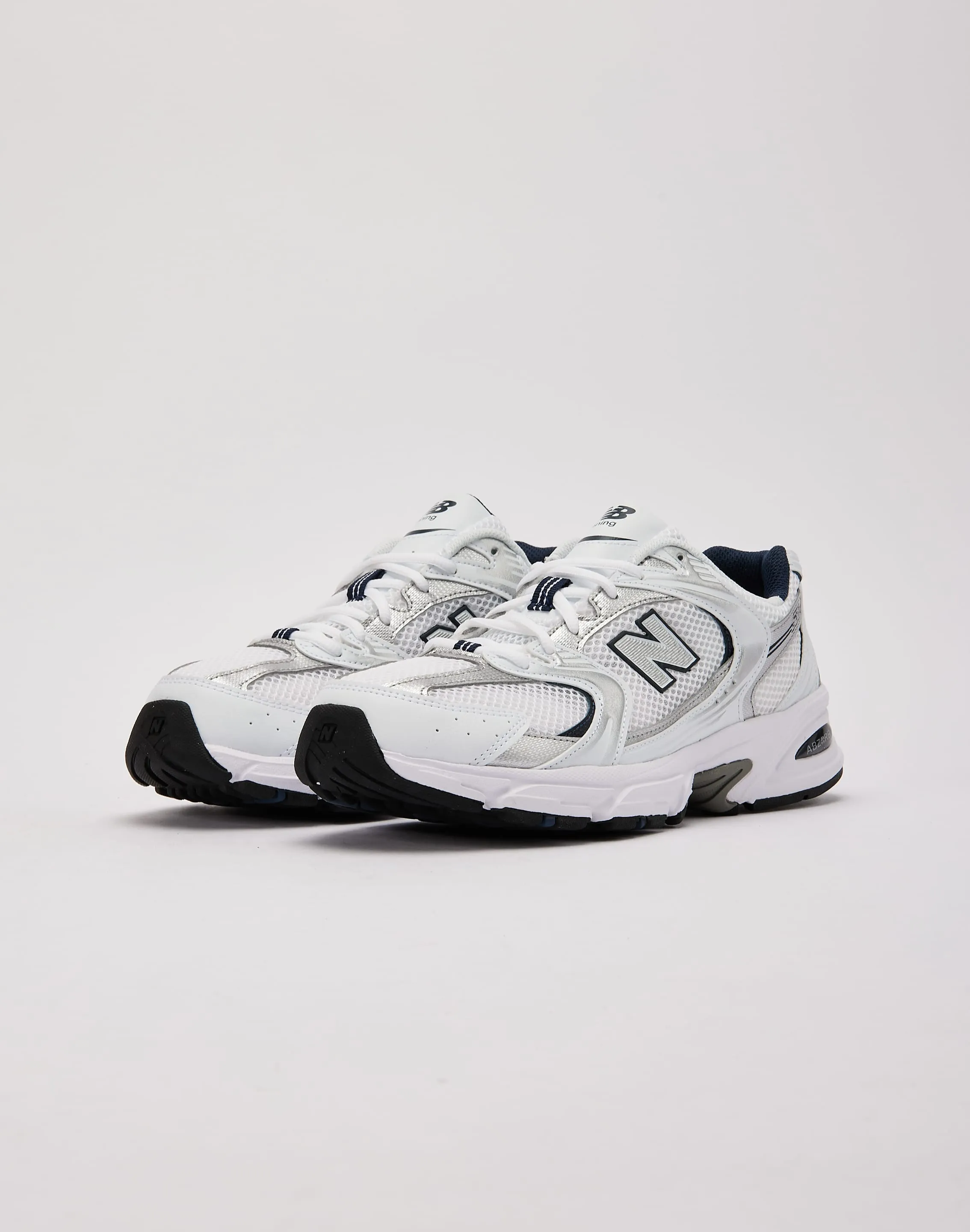 New Balance 530