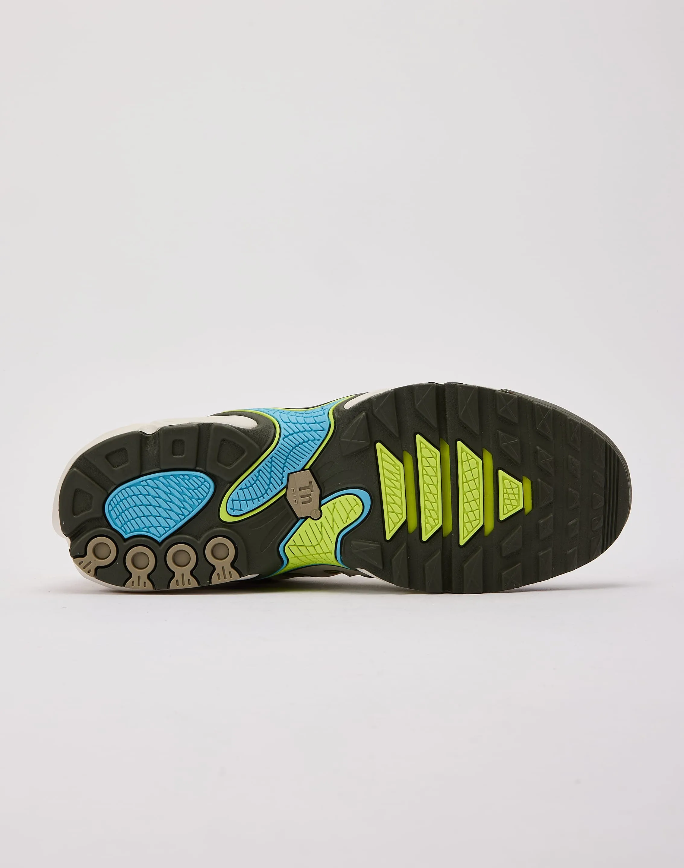 Nike Air Max Plus Drift
