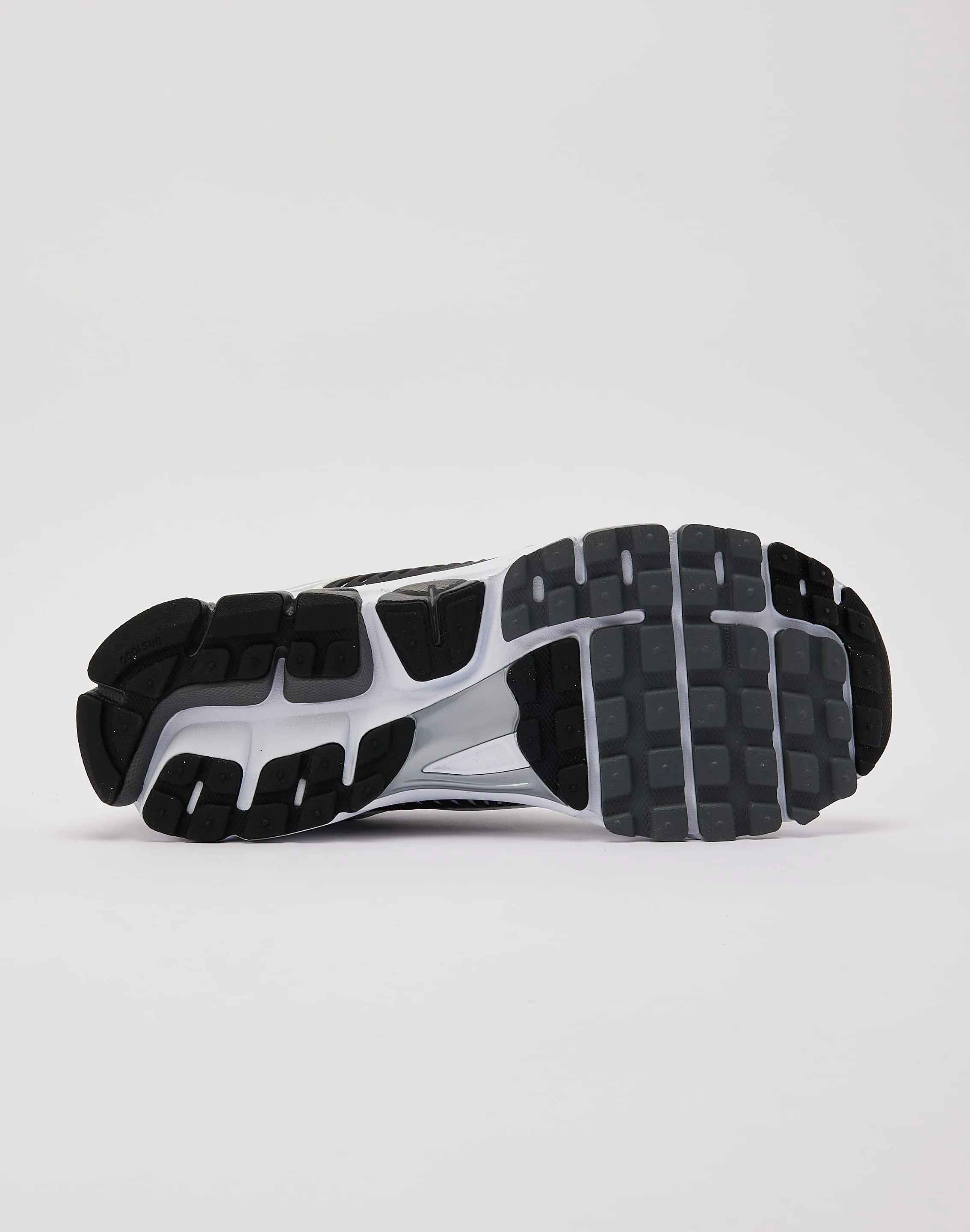 Nike Zoom Vomero 5 SE