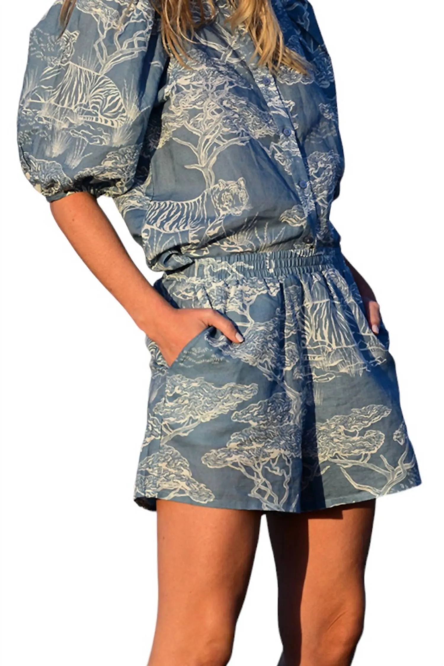 Safari Short In Light Blue
