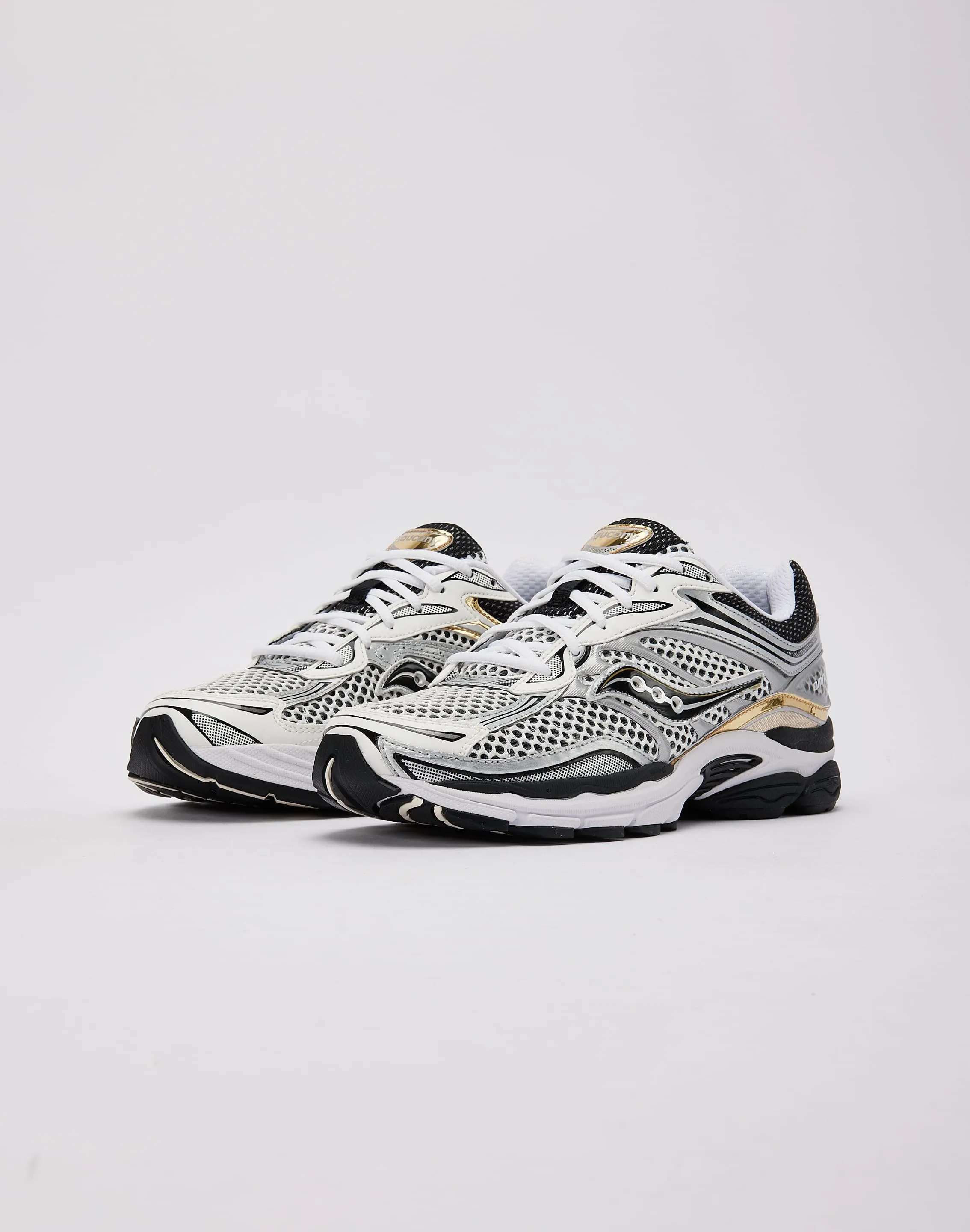 Saucony  ProGrid Omni 9