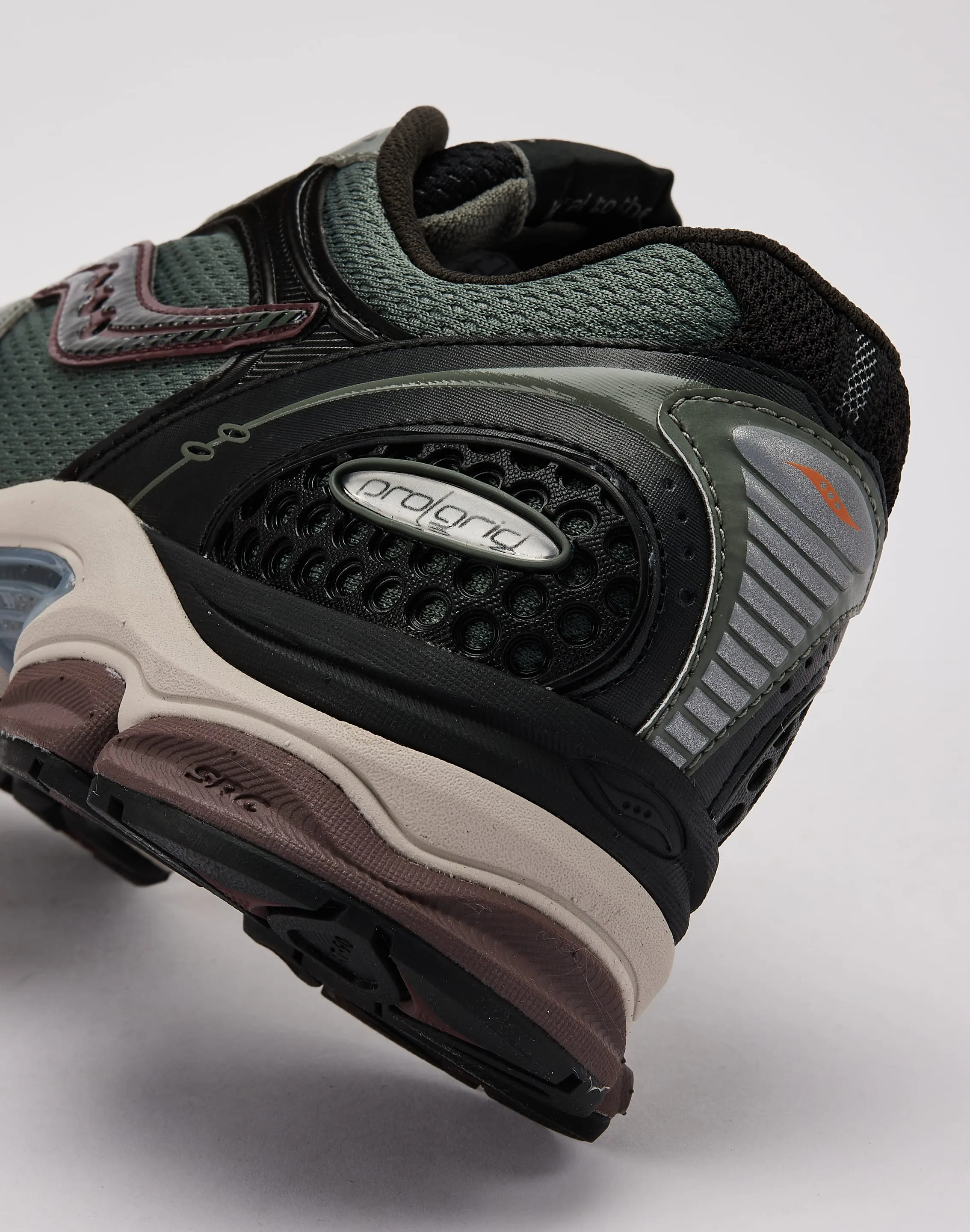 Saucony ProGrid Triumph 4