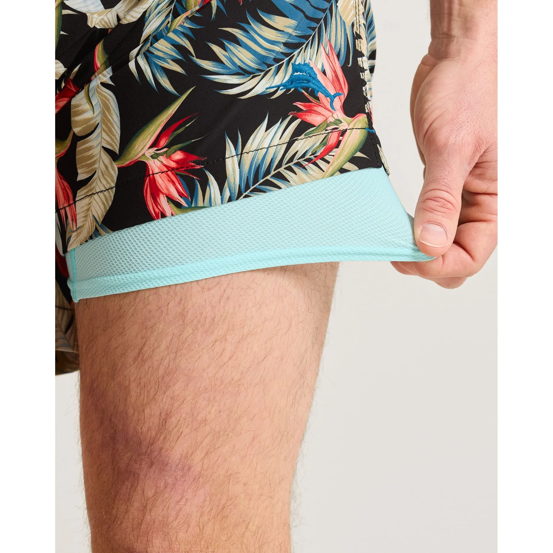 Tommy Bahama Men's 6-Inch Amalfi Coast Paradiso Sands Swim Trunks - Black Mens Tommy Bahama