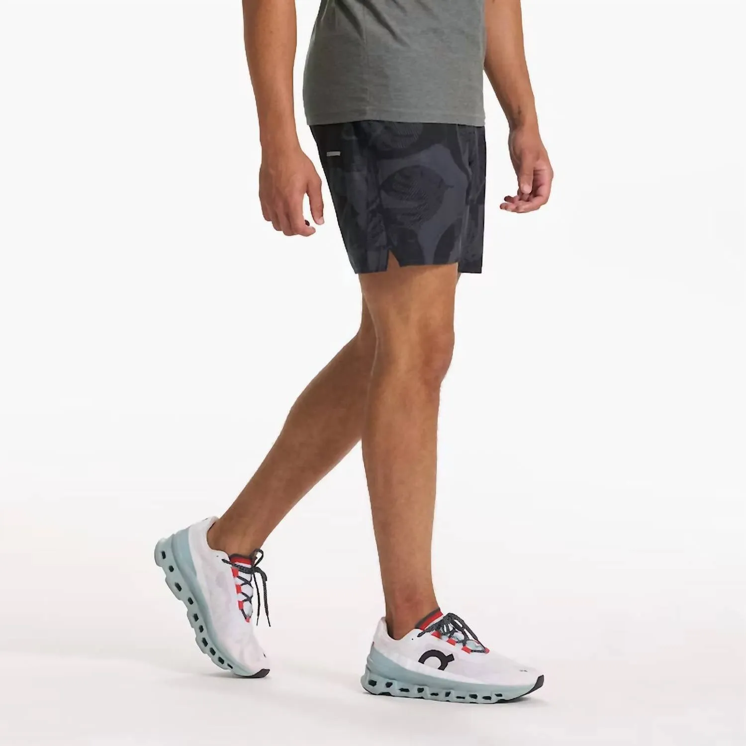 Trail Short In Charcoal Deco