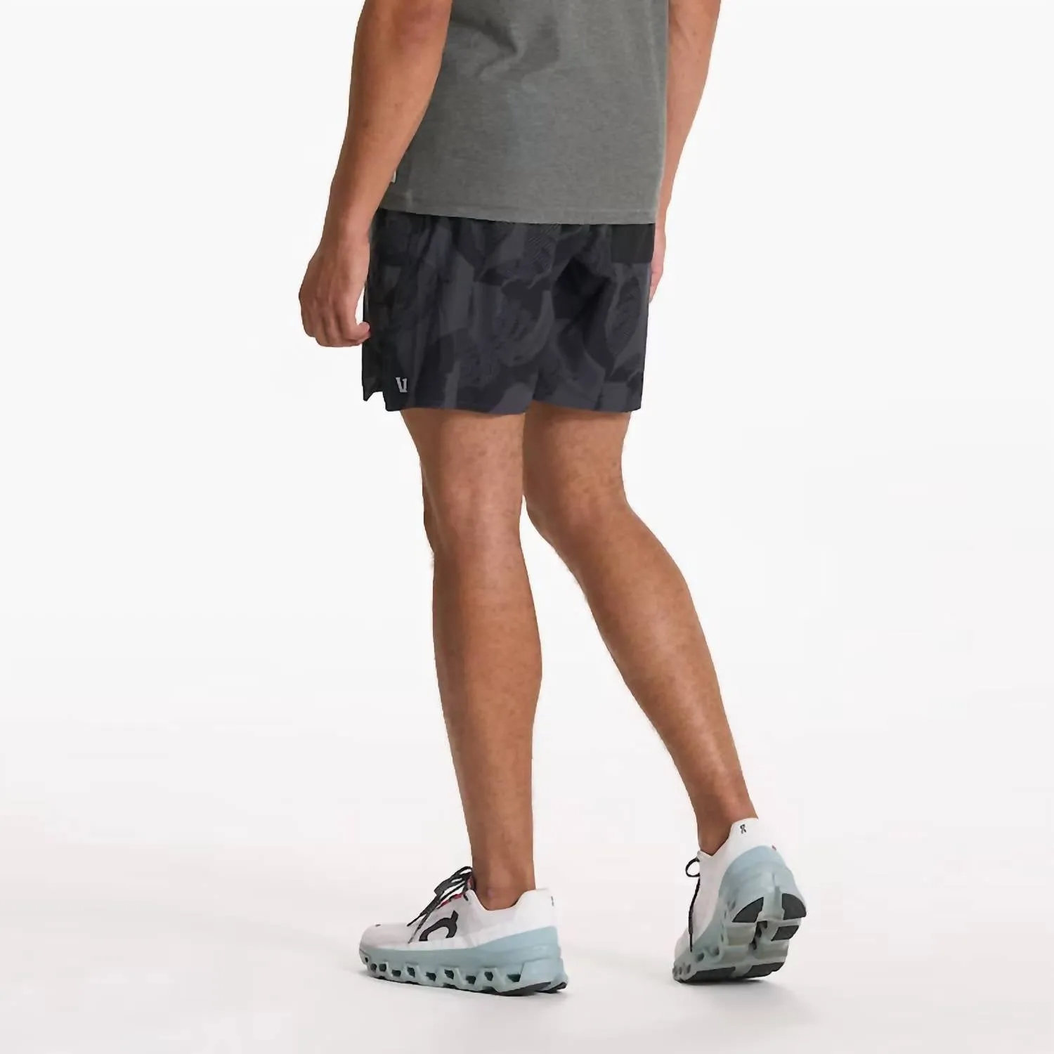 Trail Short In Charcoal Deco