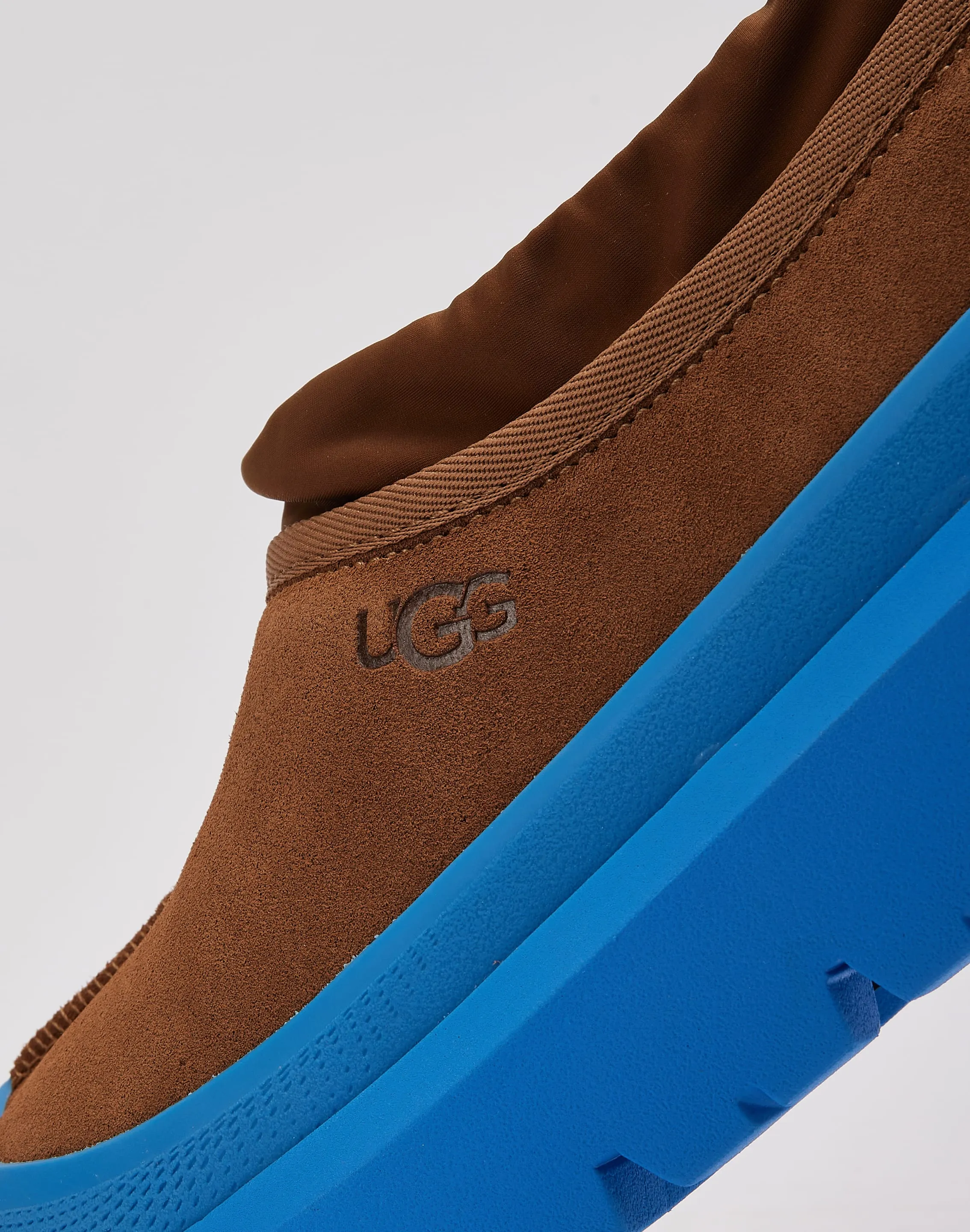 UGG Tasman Weather Hybrid