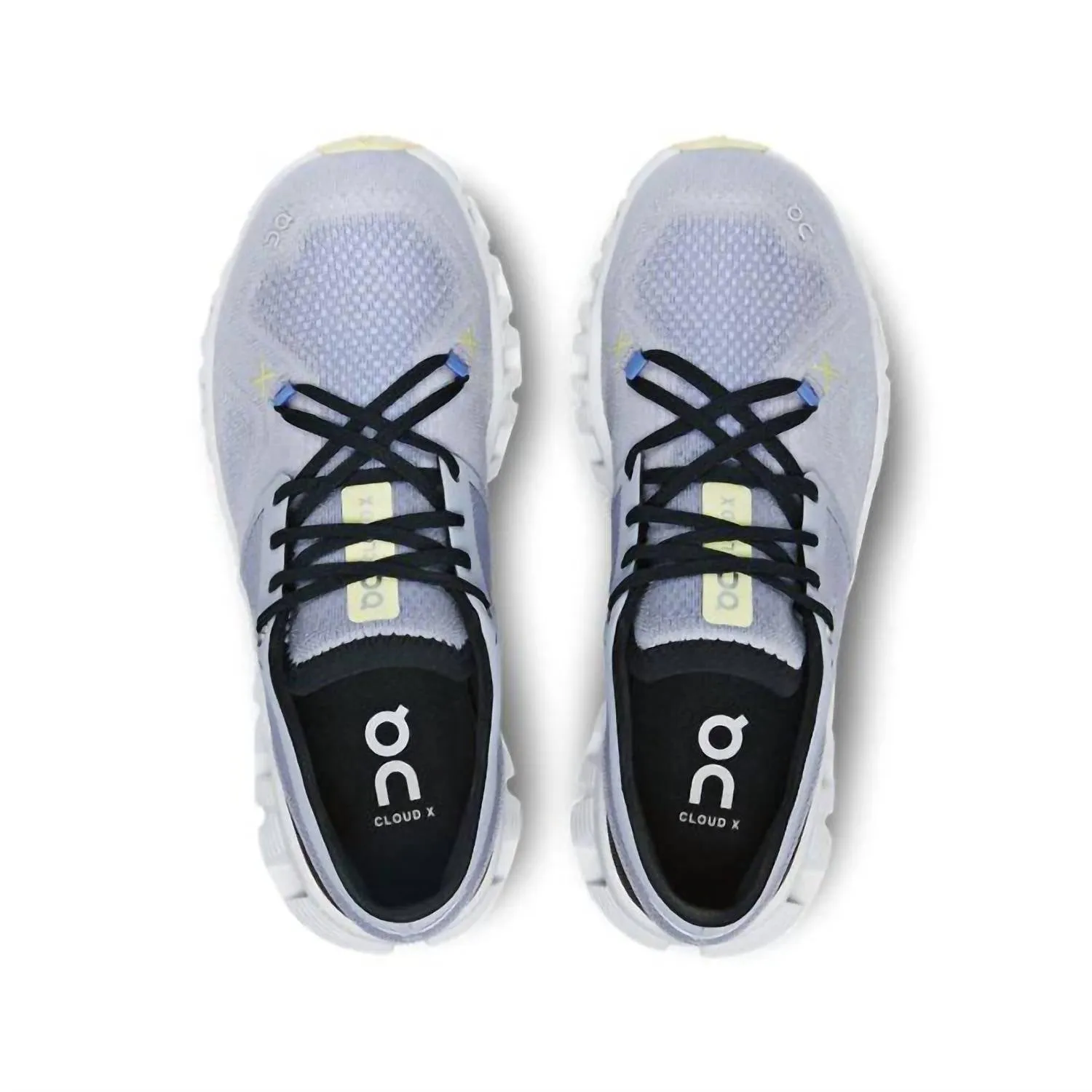 Women In Nimbus/white