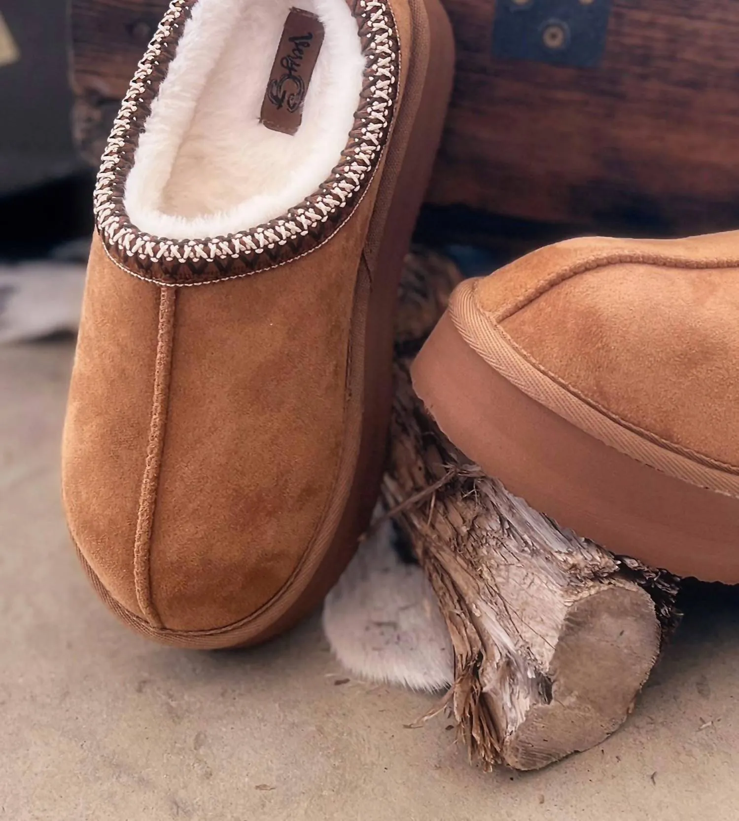 Women's Charlie Tan Platform Fuzzy Slippers In Brown